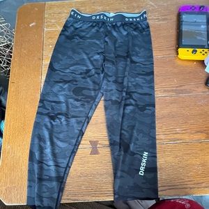 I am selling drskin pants